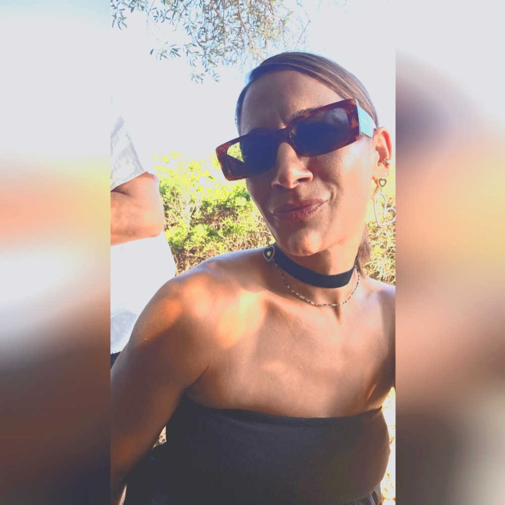 Meet your Posher, A m